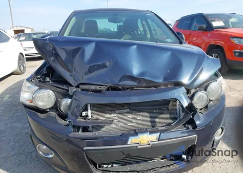 2016 Chevrolet Sonic Ltz Auto z USA, uszkodzony, nr VIN 1G1JE5SB1G4133721